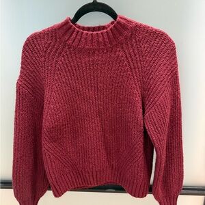 Old Navy Women's Rich Burgundy Crew Neck Sweater